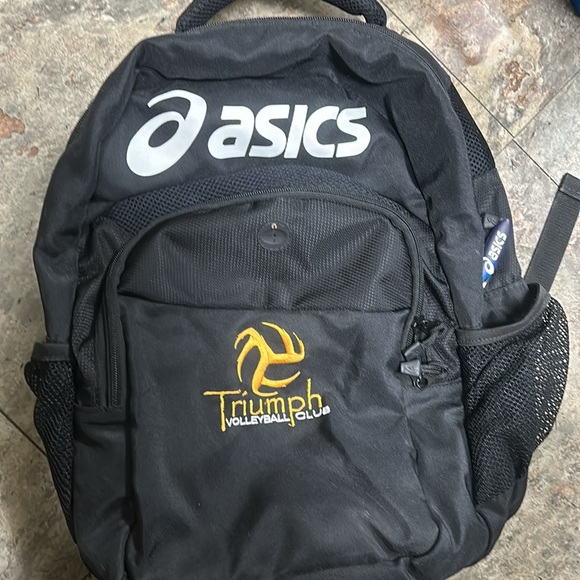 ASICS - Picture 3 of 4